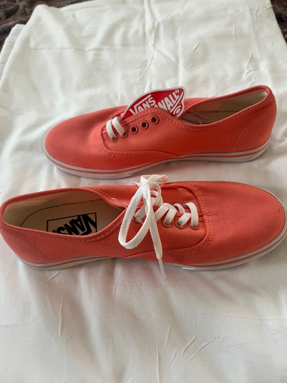 Vans Coral Canvas Low-Top Sneakers with White Laces~ NWOT - Picture 2 of 5